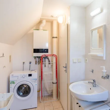 בית נופש Hill 40 By Interhome *