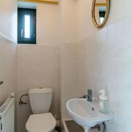 Holiday home Hill 40 By Interhome Cerny Dul