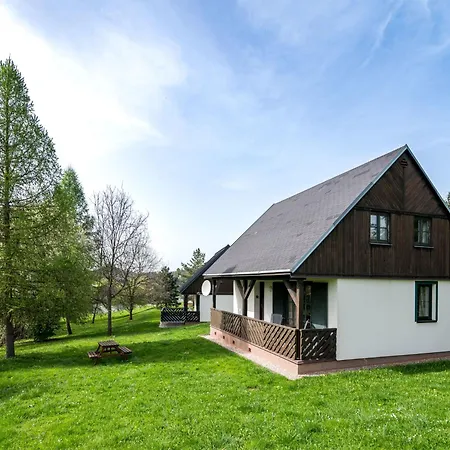 Holiday home Hill 40 By Interhome Cerny Dul